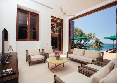 Luxury, large 8-bedroom villa, with sea view in Katamanda project, on Kata beach