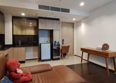 2-bedroom condo for sale close to Ratchathewi BTS station