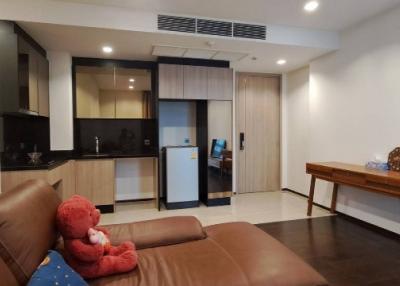 2-bedroom condo for sale close to Ratchathewi BTS station