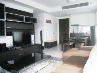 Beachfront Topfloor Condo in Hua Hin at Baan Sanpluem