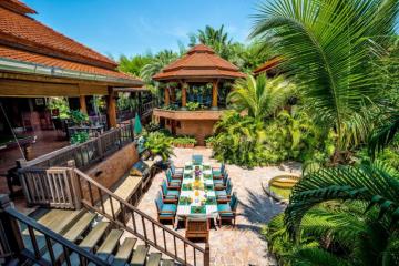 Exotic Thai-Bali Style Villa at Palm Hills Golf Resort