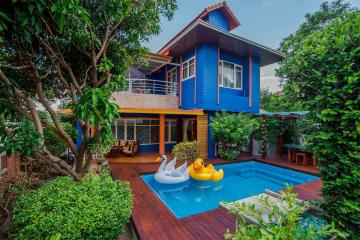 Two Storey 4 Bedroom Thai Style Pool Villa For Sale In Soi 88