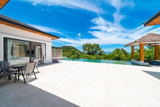 4 bedroom sea-view villa for sale in Koh Samui