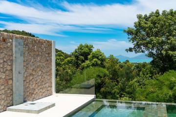 4 bedroom sea-view villa for sale in Koh Samui