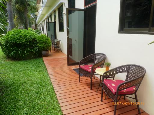 Three Bedroom Townhouse in Cha-am City near Beach