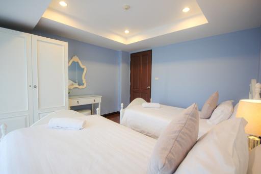 Searidge: Prestigious 2 Bedroom Unit For Sale