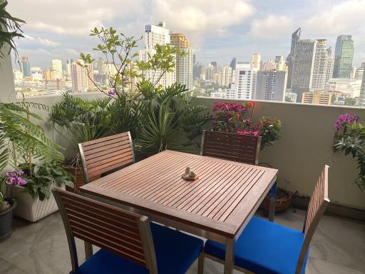 Nice 2 bedroom condo for sale with large terrace