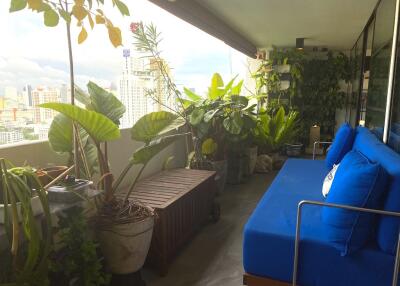 Nice 2 bedroom condo for sale with large terrace