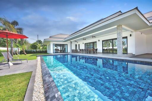 Luxury Pool Villa in Hua Hin near Palm Hills Golf Resort