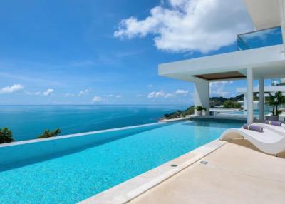 5 bedrooms sea-view villa for sale Chaweng Noi