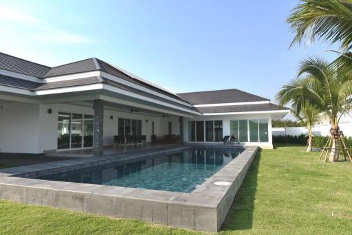 New Luxury Villa in Hua Hin near Palm Hills Golf Resort