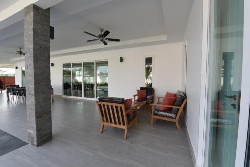 New Luxury Villa in Hua Hin near Palm Hills Golf Resort