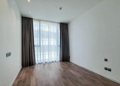 2-bedroom condo for sale close to Asoke BTS station