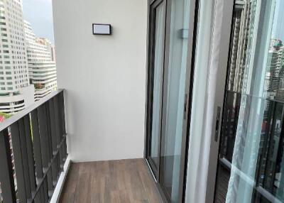 2-bedroom condo for sale close to Asoke BTS station