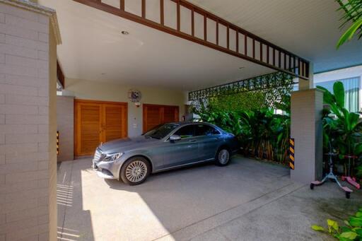 Luxurious, large 3-bedroom villa, with pool view in Tanode Estate project, on Bangtao/Laguna beach