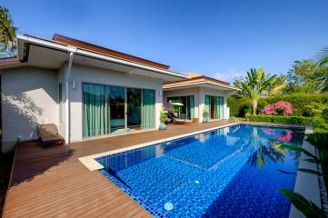 Luxurious, large 3-bedroom villa, with pool view in Tanode Estate project, on Bangtao/Laguna beach