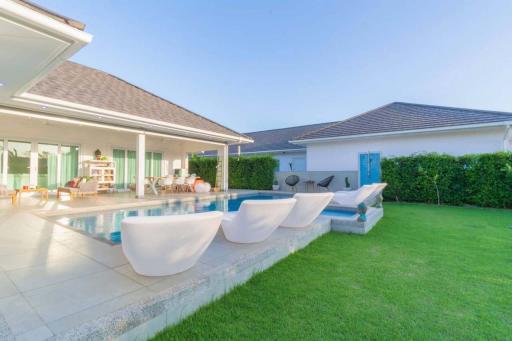 Quality 4-Bed Pool Villa near Hua Hin at Oasis Villas