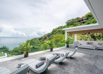 Luxurious premium, large 6-bedroom villa, with sea view in Cape Amarin project, on Kamala Beach beach