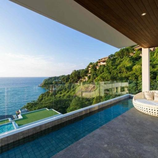 Luxurious premium, large 6-bedroom villa, with sea view in Cape Amarin project, on Kamala Beach beach