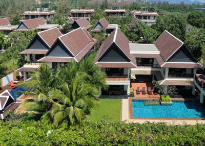 Gorgeous, large 6-bedroom villa, with pool view and near the sea in Maan Tawan project, on Bangtao/Laguna beach