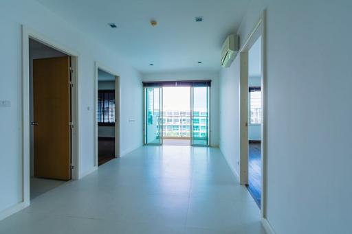 Topfloor Beach Condo in Hua Hin/Khao Takiab at The Seacraze