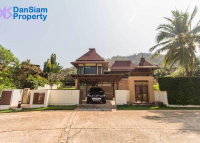 Exclusive Bali-style Villa at Hua Hin Panorama Resort