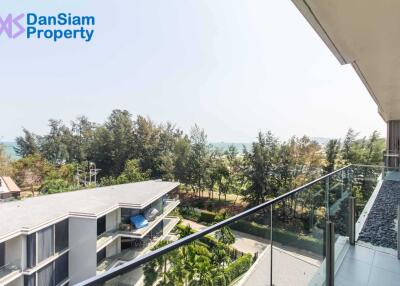 Beach Condo in Hua Hin with Sea, Mountain & Golf View (712)