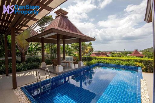 Well-designed Balinese Villa at Hua Hin Panorama Resort