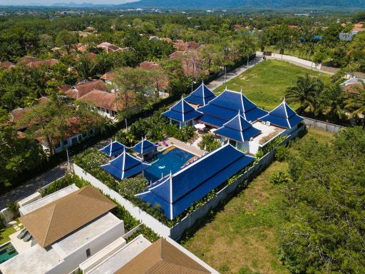 Stylish, large 8-bedroom villa, with pool view, on Bangtao/Laguna beach