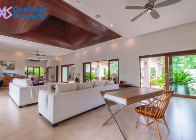 High Standard Villa near Hua Hin in Pranburi at Hana Village1