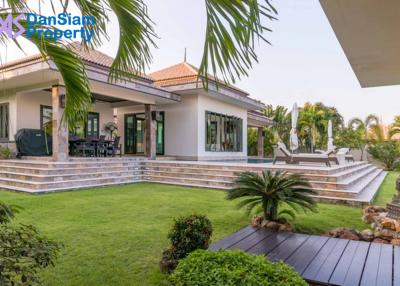 Luxury Bali-style Villa near Hua Hin in Pranburi at Hana Village1