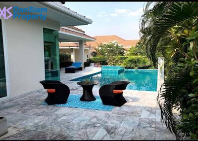 Luxury 3-Bed Pool Villa in Hua Hin at Red Mountain Boutique