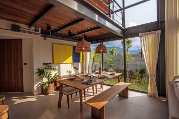 Chic 3-bedroom villa, with pool view, on Bangtao/Laguna beach