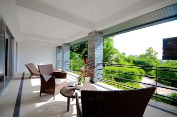 Comfortable, spacious 4-bedroom villa, with sea view in The Villas Overlooking Layan project, on Bangtao/Laguna beach