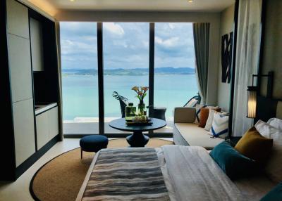 Astonishing 1-bedroom apartments, with sea view in Sheraton Grand Bay project, on Ao Po Pier beach