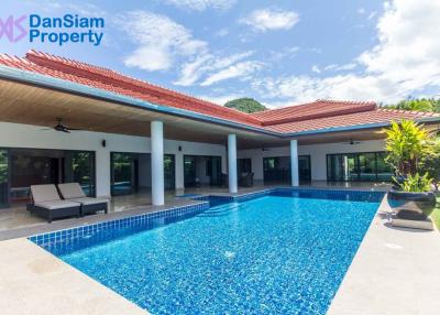 Absolute Luxury Pool Villa in Excellent South Hua Hin Location