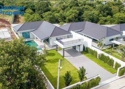 Brand-new Modern Pool Villa in Hua Hin at Baan View Khao