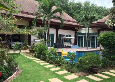 Cozy, large 3-bedroom villa near the sea, on Koh Kaew beach