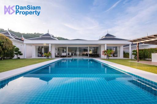 Exceptional 3-Bedroom Pool Villa in Hua Hin at Falcon Hill