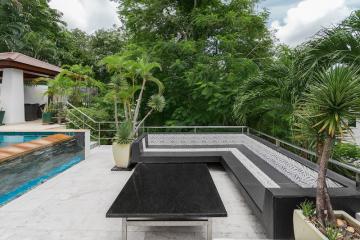 Luxury 3-bedroom villa, with sea view and near the sea, on Patong Beach beach