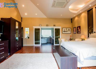 Luxury Golf Condo in Hua Hin at Palm Hills Golf Resort