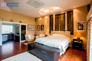 Luxury Golf Condo in Hua Hin at Palm Hills Golf Resort