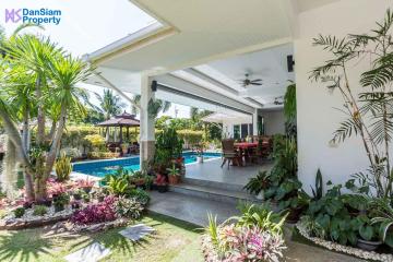 Luxury 5-Bedroom Pool Villa in Hua Hin near Palm Hills Golf Resort