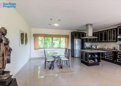 Large Golf Condo in Hua Hin at Palm Hills Golf Resort