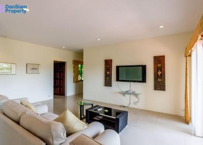 Large Golf Condo in Hua Hin at Palm Hills Golf Resort