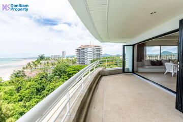 Sea View Beachfront Condo in Hua Hin at Sandy Beach