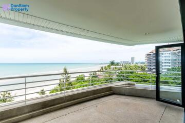 Sea View Beachfront Condo in Hua Hin at Sandy Beach