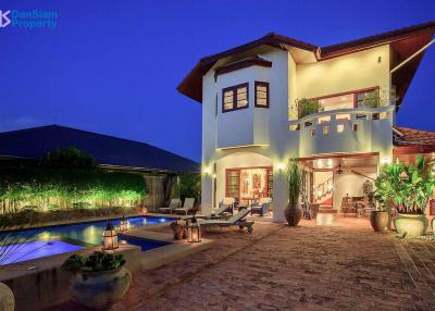 Grand 2-Storey 6-Bed Pool Villa in Hua Hin Town Centre