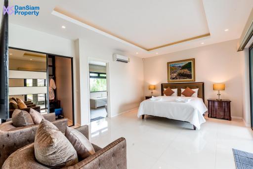 Large 4-Bedroom Pool Villa in Hua Hin/Cha-am at The Clouds