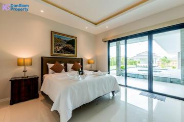 Large 4-Bedroom Pool Villa in Hua Hin/Cha-am at The Clouds